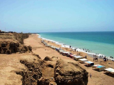 Hawke’s Bay Beach | ہاکس بے کا ساحل