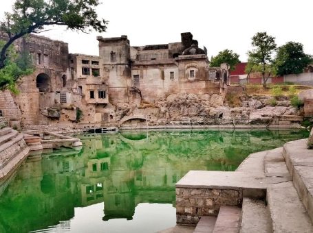 Katas Raj Temple Complex | شری کٹاس راج مندر