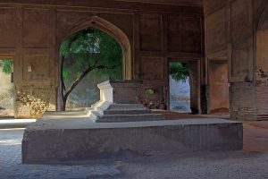 Zaibunnisa Tomb Lahore | زیب النسا مزار